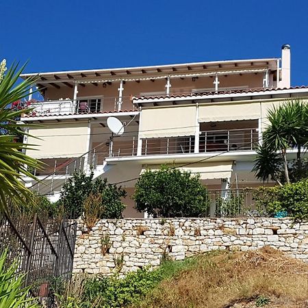 ★ Meniko'S House ★ Cozy Nest Apartment Himare Exterior photo